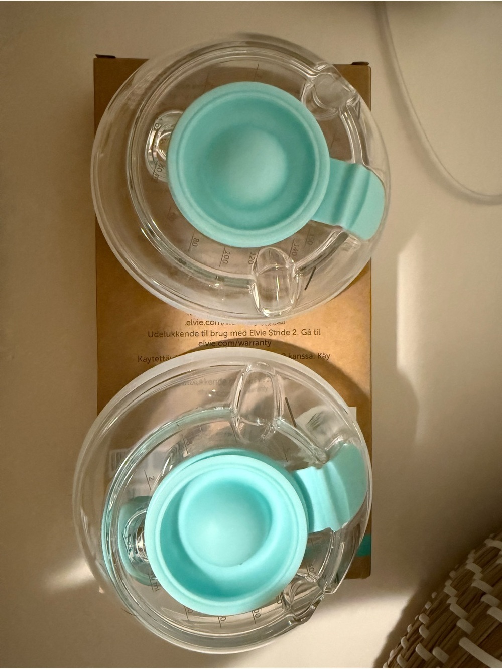 Elvie stride 2 breast pump New box and replacement parts included.